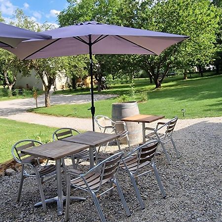 Gite L'Enclos O Rendez-Vous Roquefeuil-Pays De Sault- Avec Jardin Exterior photo