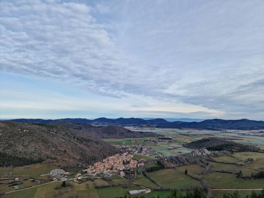 Gite L'Enclos O Rendez-Vous Roquefeuil-Pays De Sault- Avec Jardin Exterior photo